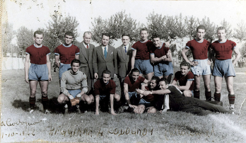 Descrizione: Descrizione: Descrizione: Descrizione: C:\REGGIANA1\Immagini Squadra\1942-43\quadro010r[1].jpg